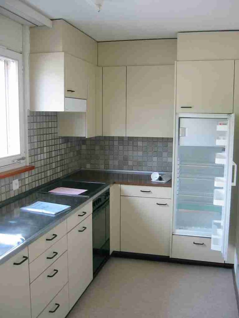 4 1/2 Zimmerwohnung; sonnige, ruhig und hell (6)