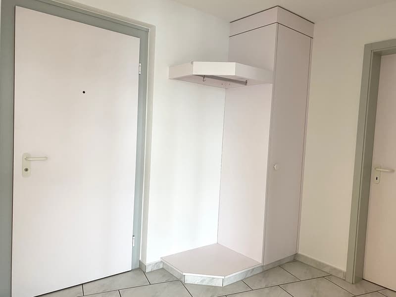 Helle 2.5 - Zimmerwohnung mit grossem Balkon (7)