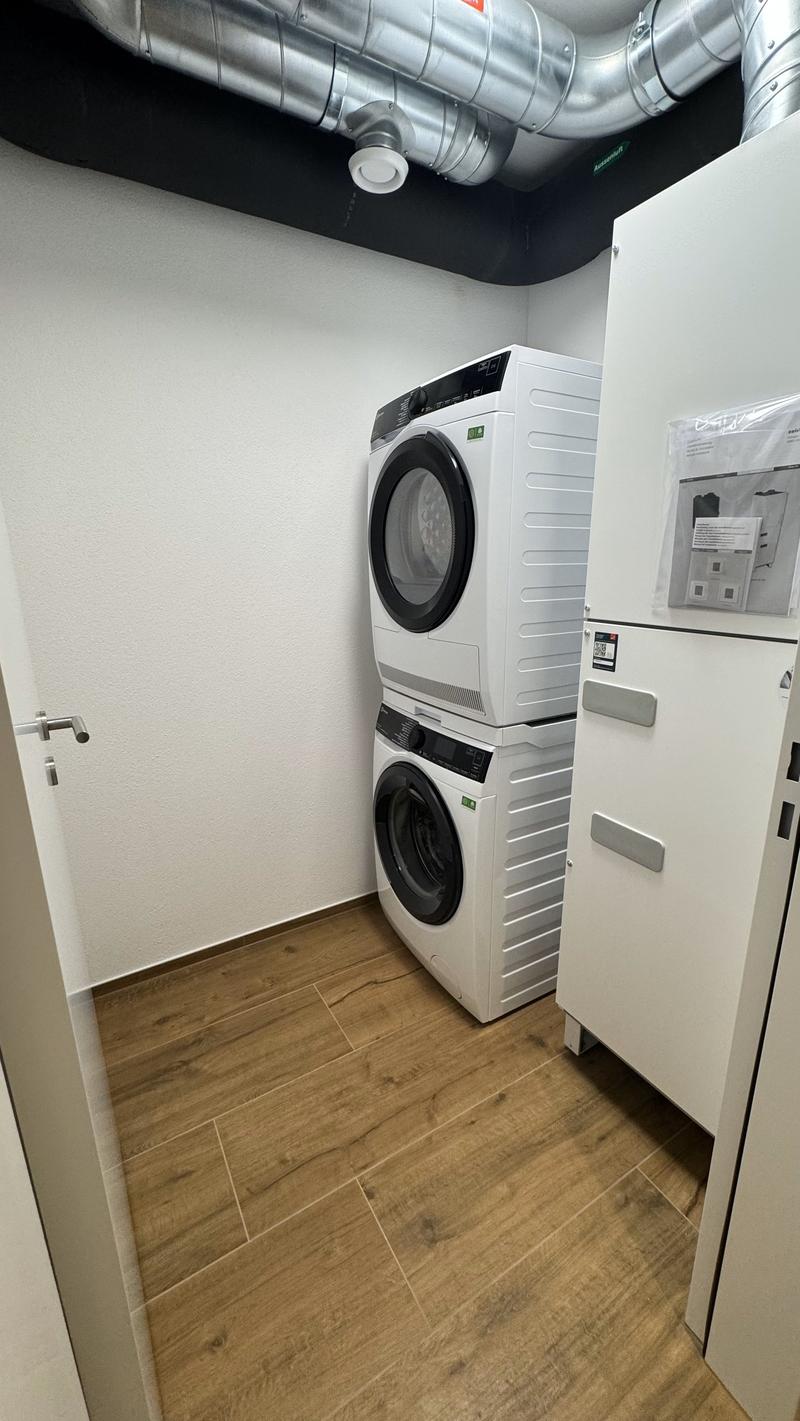 Neuwertige helle 3.5 - Zimmerwohnung mit Garten im Herzen von Willisau (14)