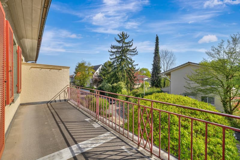 Charaktervolles Eck-Einfamilienhaus mit Garten auf dem Bruderholz (9)