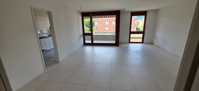 helle, sonnige, ruhige 3.5-Zimmer Wohnung mit Balkon (2)
