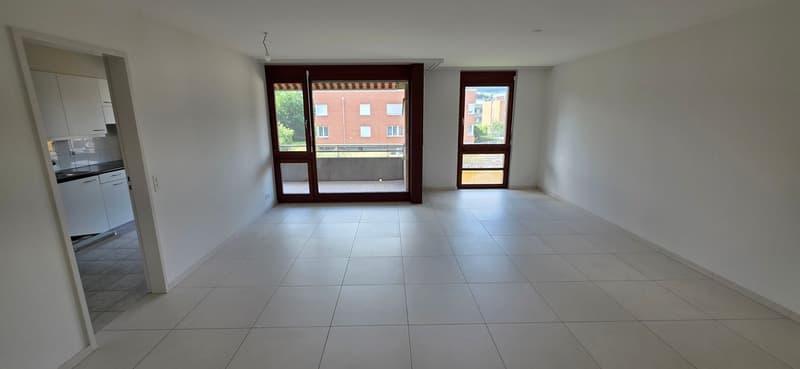 helle, sonnige, ruhige 3.5-Zimmer Wohnung mit Balkon (3)