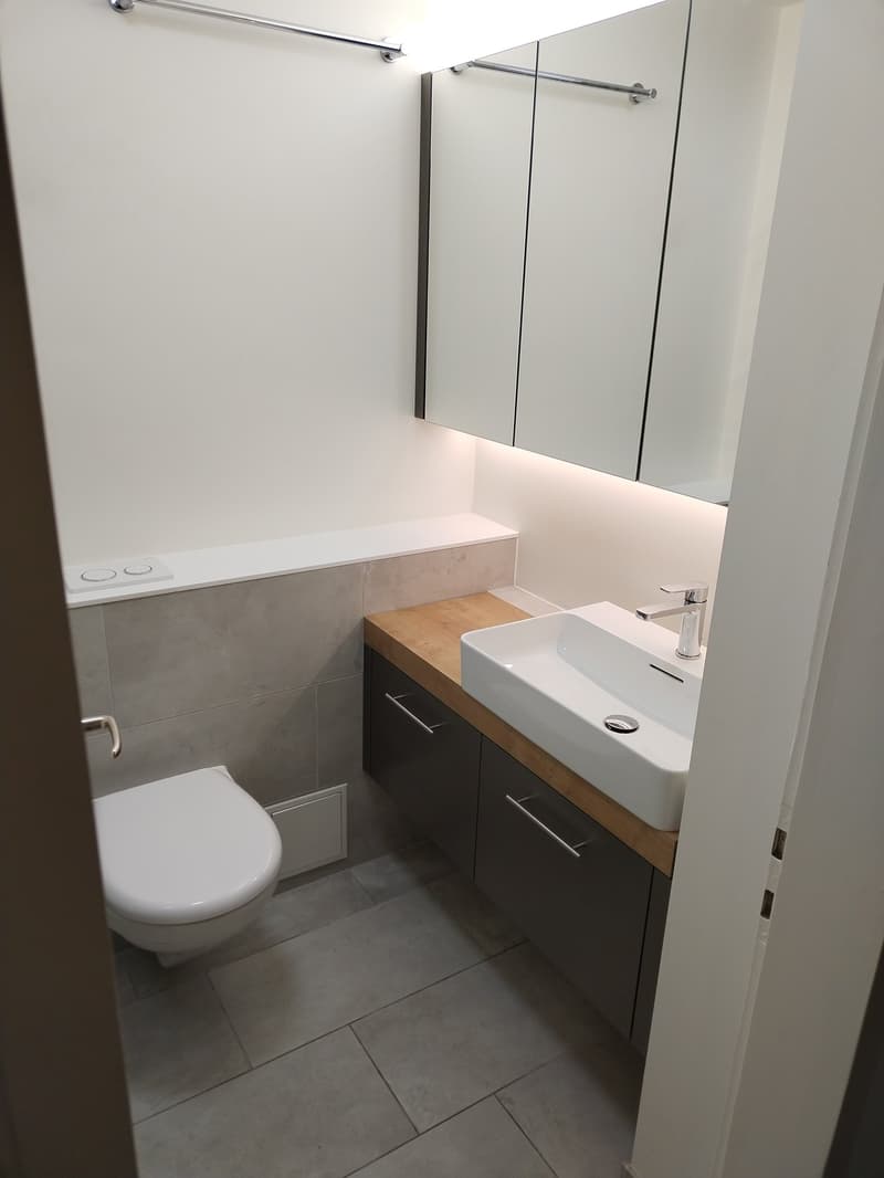 helle 2-Zimmer Wohnung mit Balkon (7)