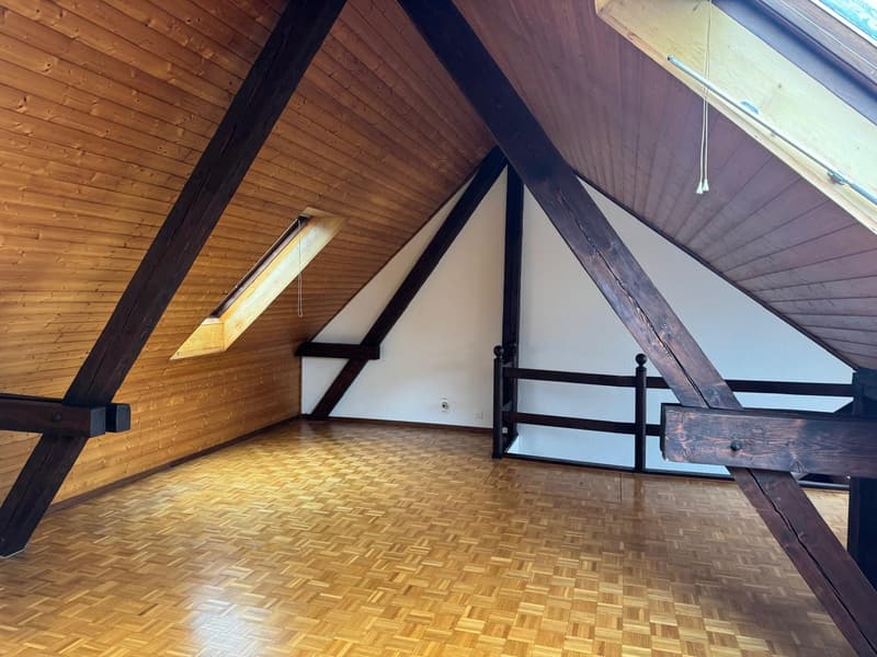3.5-Zimmer Maisonettewohnung mit Balkon (3)
