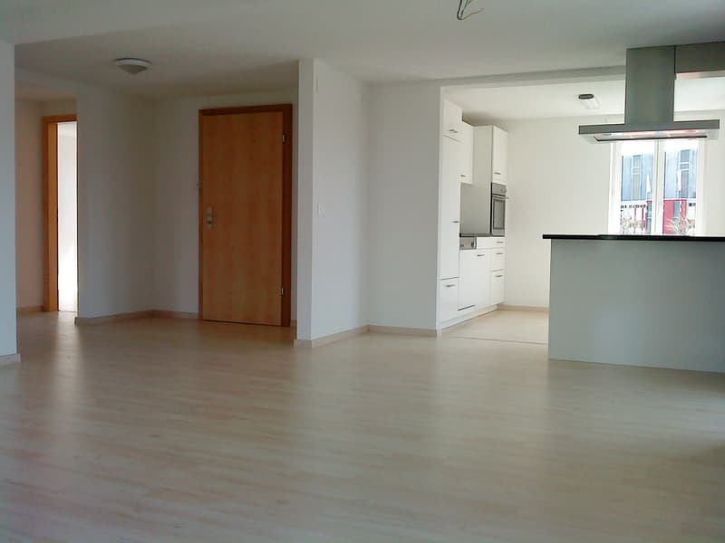 Moderne 3.5 Zimmer Wohnung an ruhiger Lage in Gossau (7)