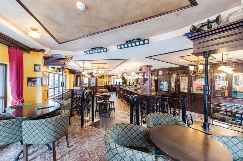 Unique Original Irish Pub "The Core" Engelberg (11)