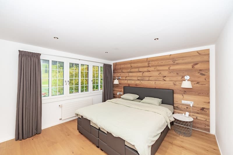Charming Chalet with 3 Living Units (12)