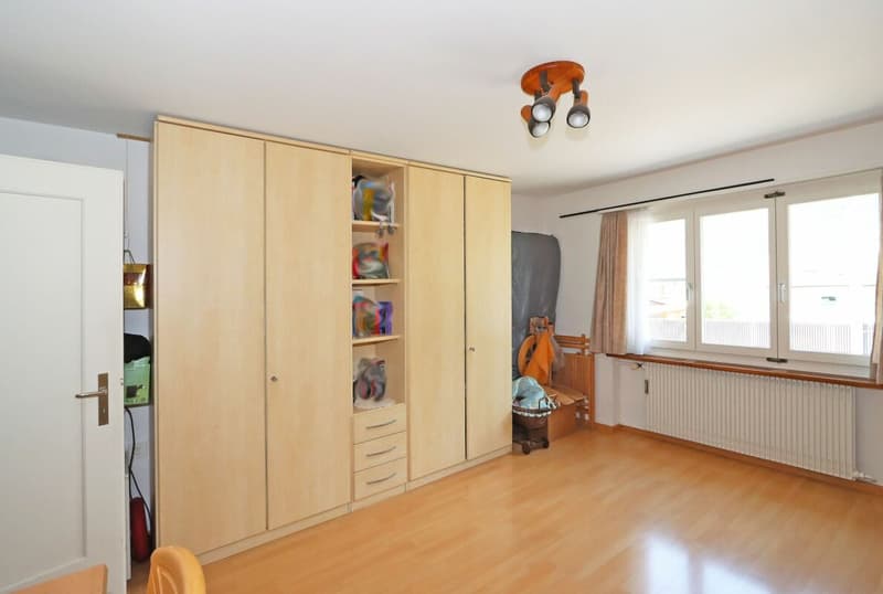 Mehrfamilienhaus mit 4 Wohneinheiten und einem Gewerbelokal in Unterterzen SG (14)