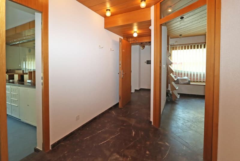 Mehrfamilienhaus mit 4 Wohneinheiten und einem Gewerbelokal in Unterterzen SG (13)