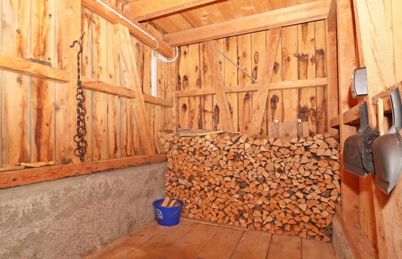 Holzlager EG
