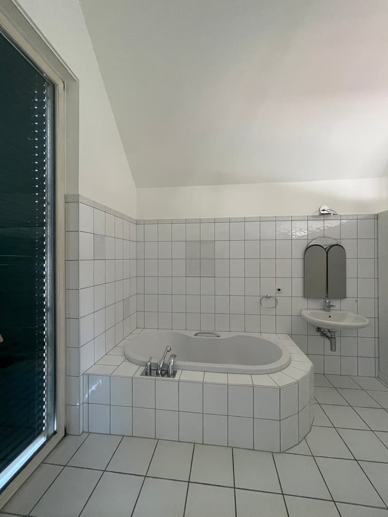 5.5-Zimmer-Maisonette-Wohnung inkl. Garage und Autoabstellplatz (32)