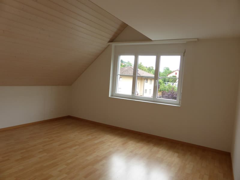 Grosszügige 6.5-Zimmer-Maisonette-Wohnung in Zeiningen (7)