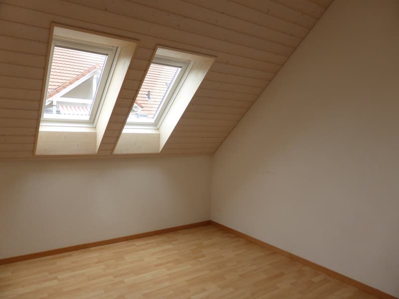 Grosszügige 6.5-Zimmer-Maisonette-Wohnung in Zeiningen (6)