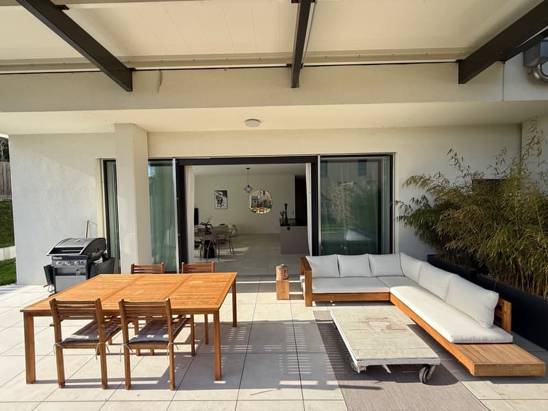 EXCLUSIVITÉ ! Bien d’exception avec terrasse et jardin privatif dans le quartier de La Coudre! (2)