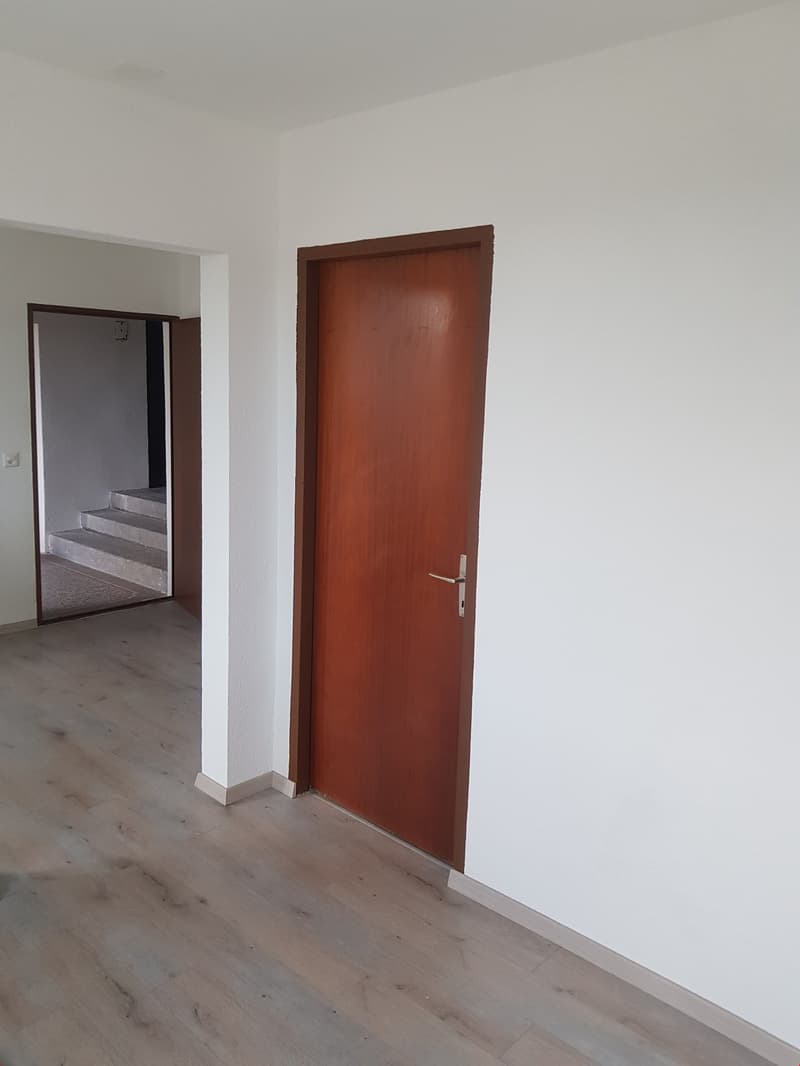 Appartement dans quartier tranquille (2)