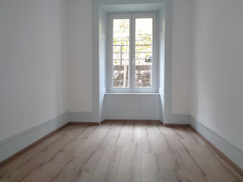 Dans quartier calme, appartement entièrement rénové (2)