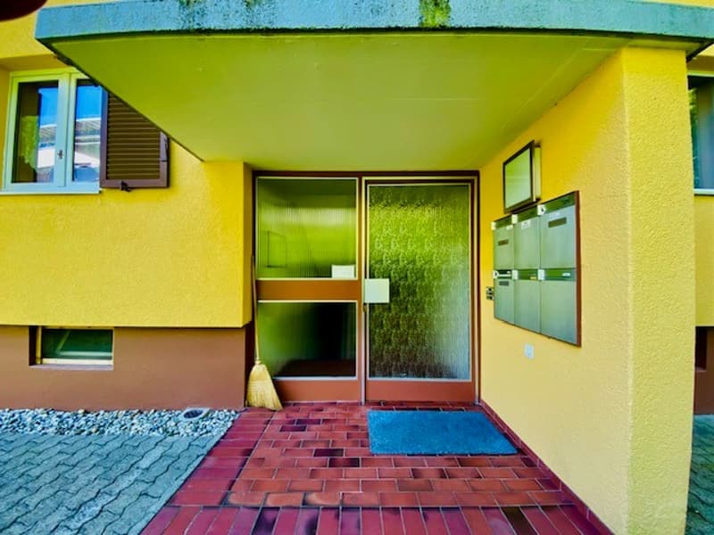 Charmante 3-Zimmer-Wohnung mit Balkon und schöner Aussicht in Attiswil (5)