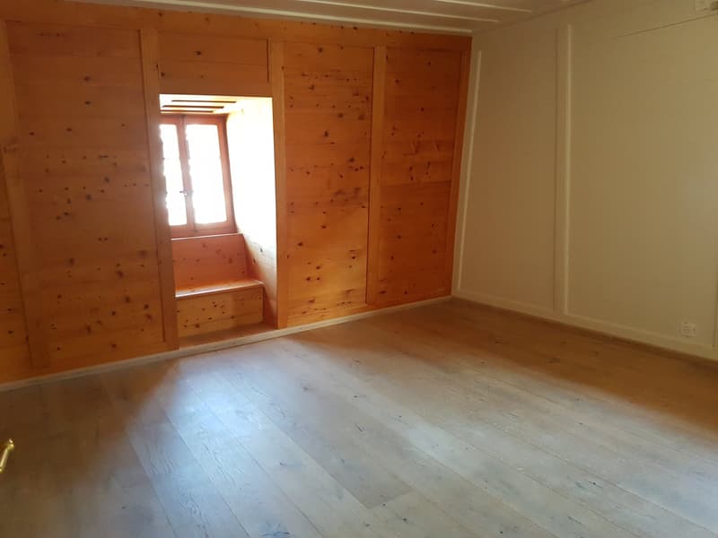 exklusive 4.5-Zimmer-Wohnung mit Galerie im Zentrum von Worb (7)