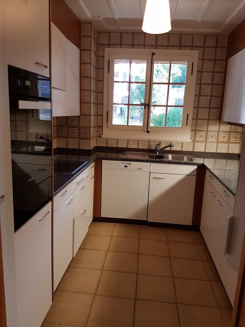exklusive 4.5-Zimmer-Wohnung mit Galerie im Zentrum von Worb (9)