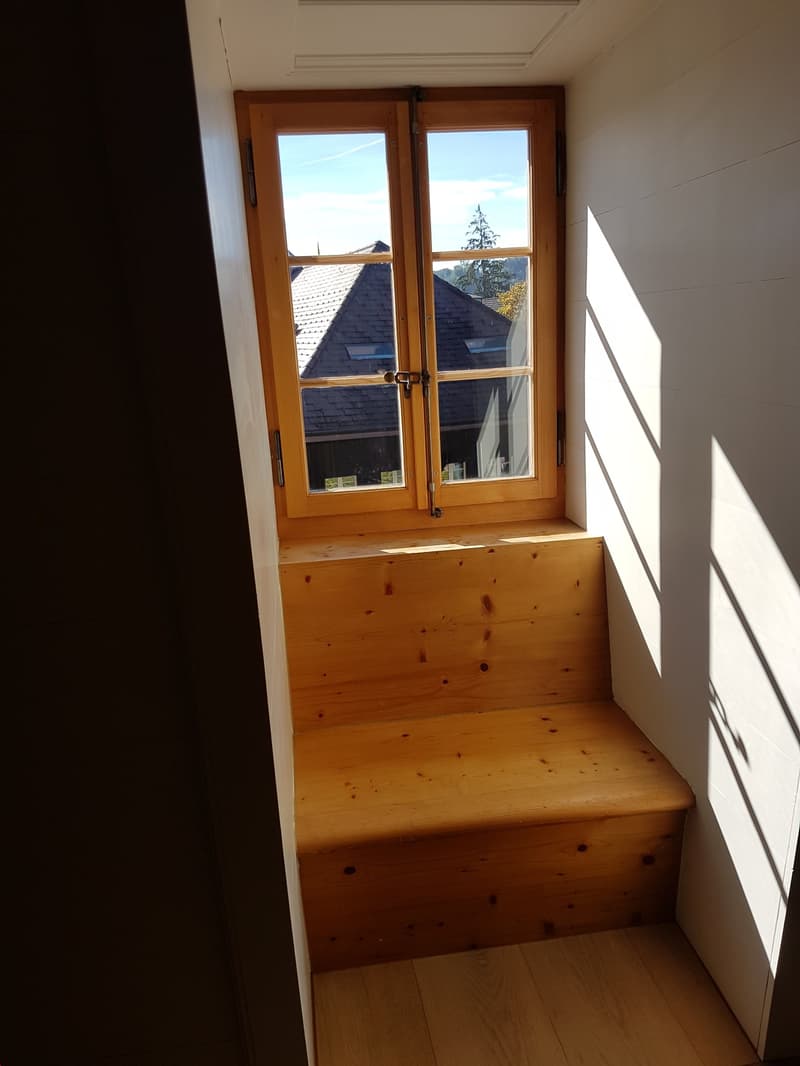 exklusive 4.5-Zimmer-Wohnung mit Galerie im Zentrum von Worb (5)