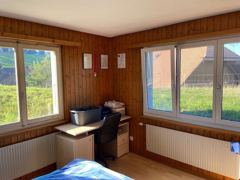 Charmante 2-Zimmer-Wohnung mit Panoramablick in Zäziwil (10)