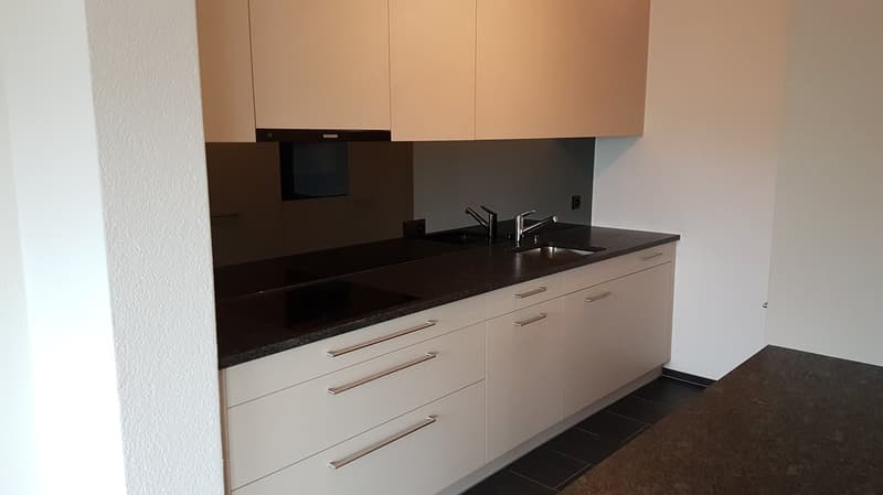 Helle 3-Zimmerwohnung mit Balkon und Blick ins Grüne (3)