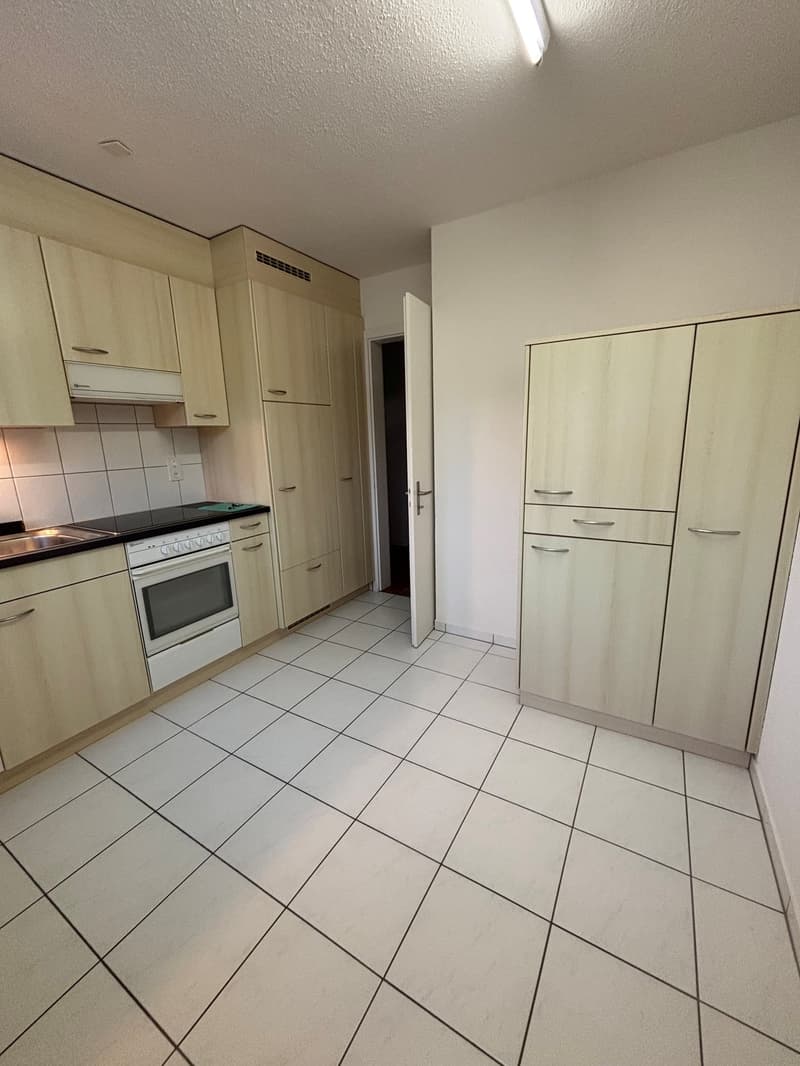 schöne 3-Zimmer-Wohnung mit sonnigem Balkon (4)
