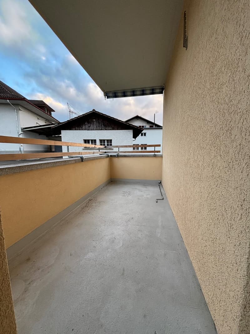 schöne 3-Zimmer-Wohnung mit sonnigem Balkon (7)