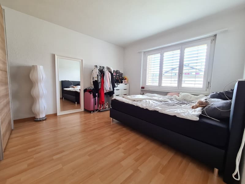 Schöne Wohnung an sonniger Lage (3)