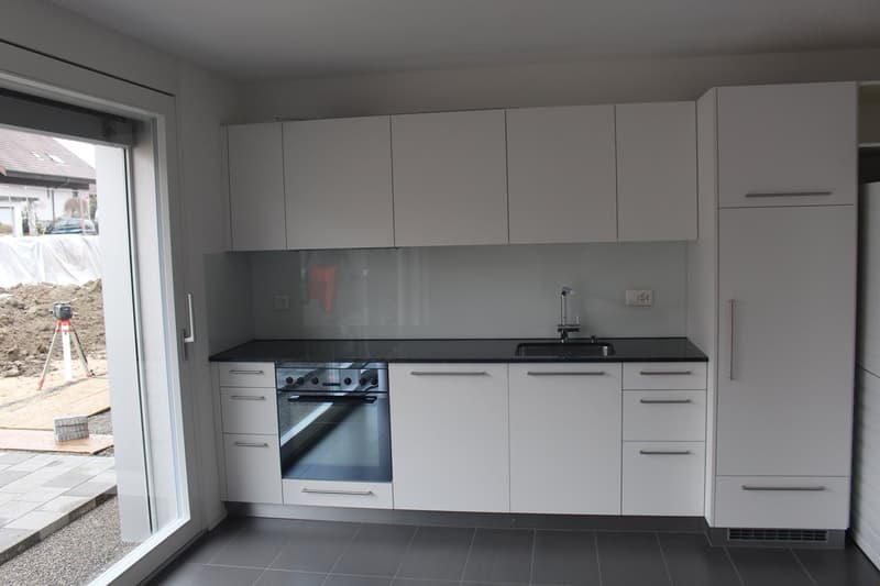 moderne und gepflegte 2.5-Zimmer-Wohnung in Rapperswil/BE (5)