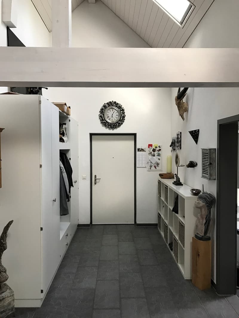 grosszügige 3.5-Zi-Dachwohnung mit wunderbarer Aussicht! (16)