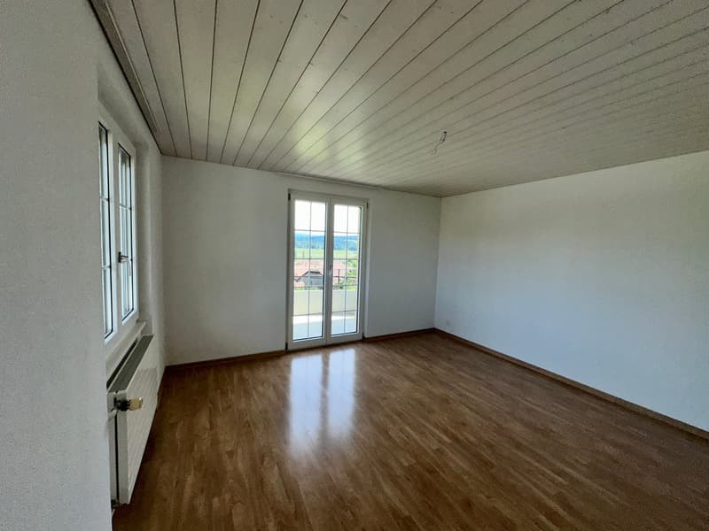 wunderschöne 5.5 Zimmer Maisonette-Wohnung mit Top-Aussicht in Grossaffoltern (10)