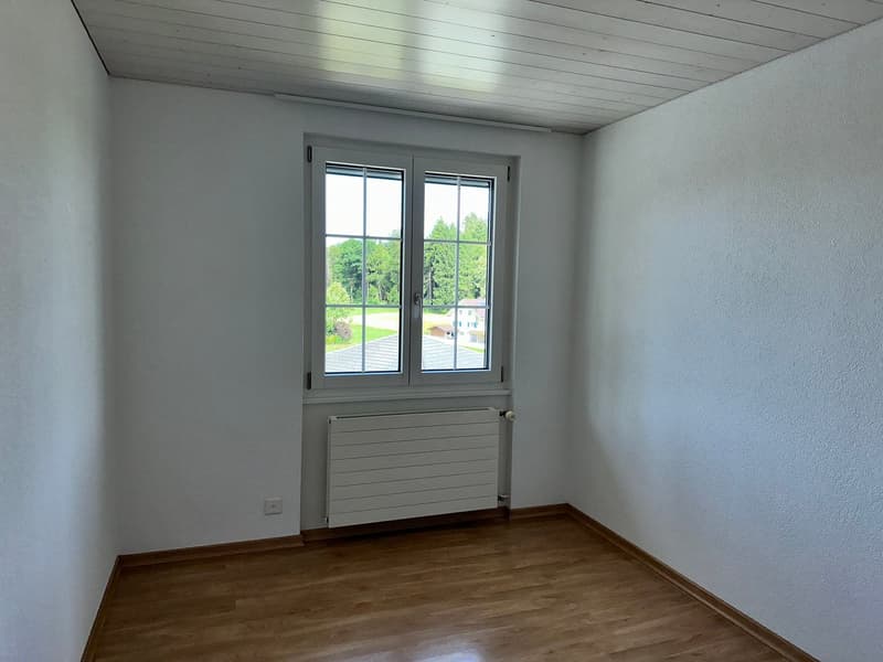 wunderschöne 5.5 Zimmer Maisonette-Wohnung mit Top-Aussicht in Grossaffoltern (11)