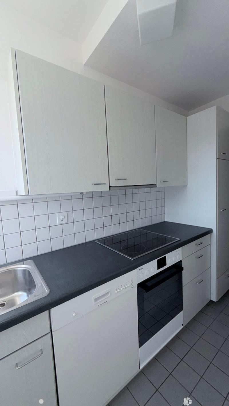 schön + ruhig: 3-Zimmer-Altbau-Dachwohnung Nähe Bahnhof, Schöneggstr. 20, Biel (3)