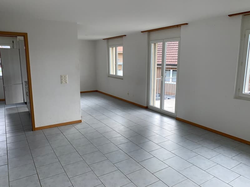 grosszügige und helle 4.5 Zi-Whg. im ländlichen Rapperswil/BE (14)