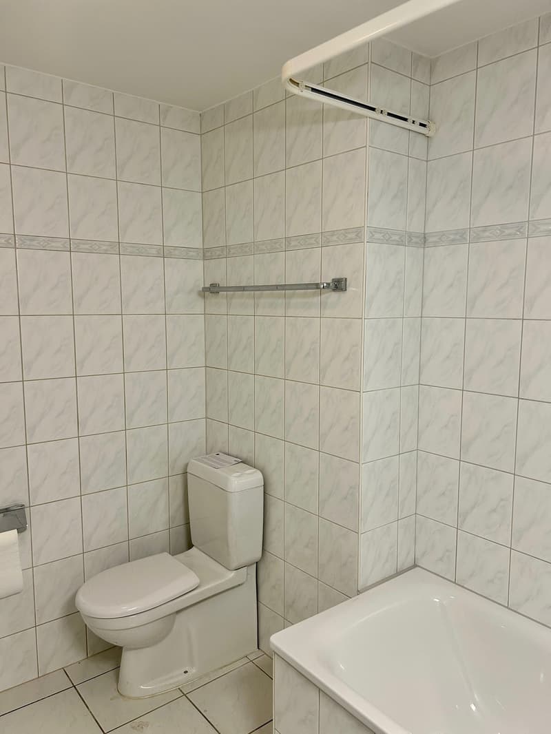 grosszügige 4.5-Zimmer-Wohnung mit sonnigem Balkon in Studen (9)