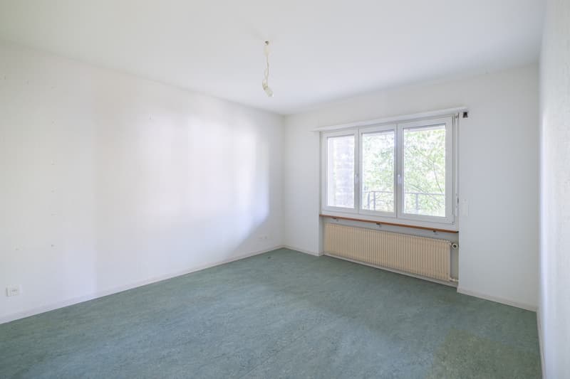 ZIMMER MIT SICHT AUF DEN BALKON
