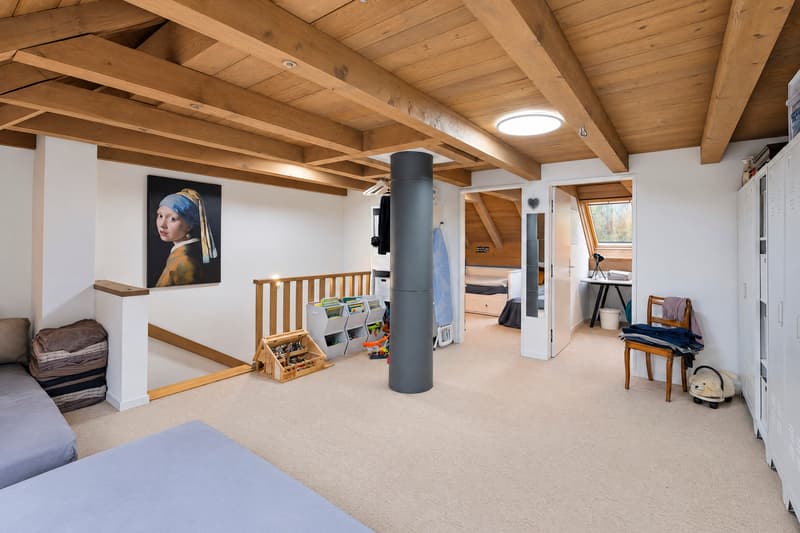 ATELIER DG MIT SICHT AUF ZIMMER