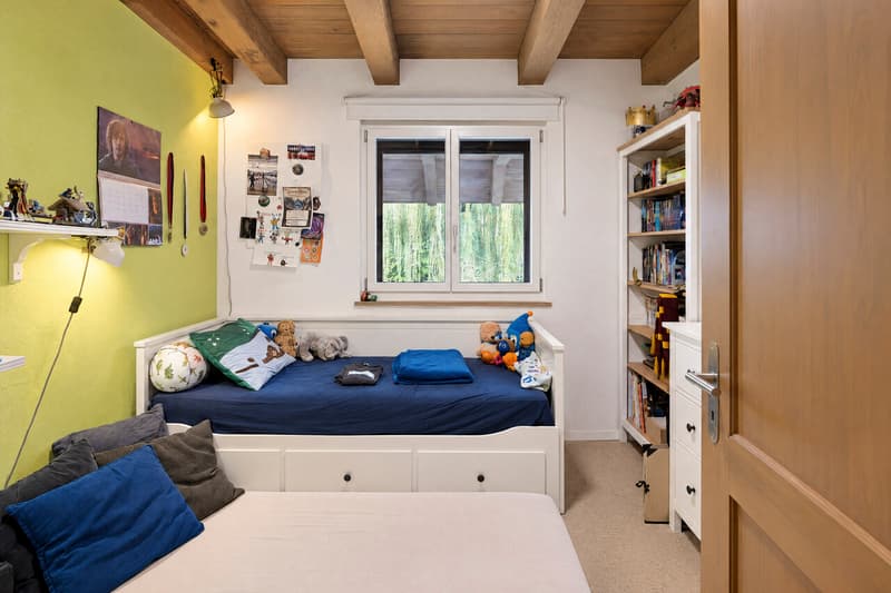 ZIMMER 1 OG