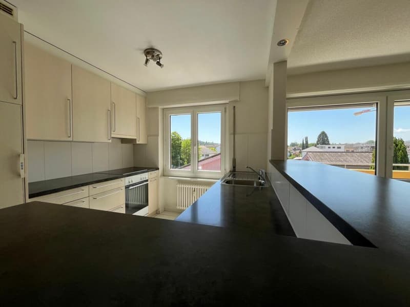 Helle 3.5 Zimmerwohnung mit Balkon (1)