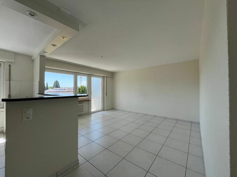 Helle 3.5 Zimmerwohnung mit Balkon (3)