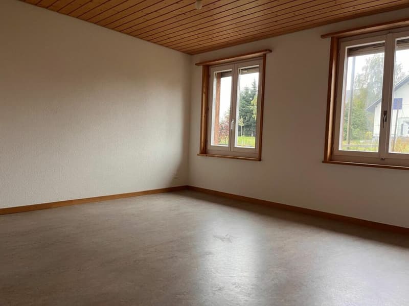 schöne 4.5-Zimmerwohnung im idyllischen Storchen-Dorf Grossaffoltern (4)