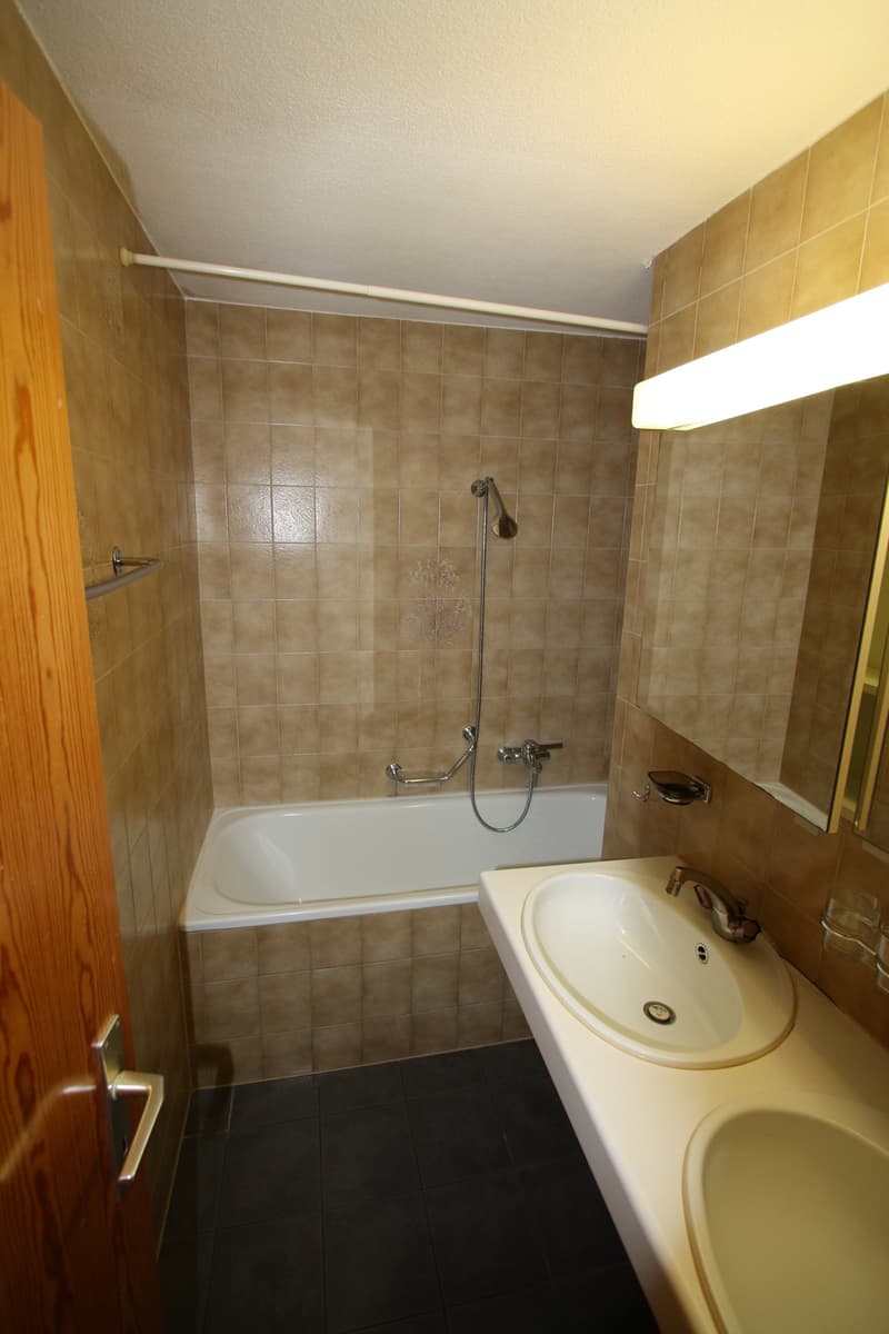 Geräumige 4.5-Zimmer-Wohnung mit Balkon in Münchenbuchsee (14)
