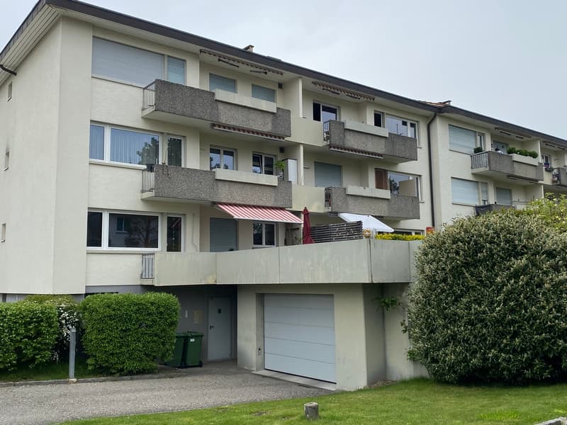 Einladende 4.5-Zimmer-Wohnung mit Balkon in Uettligen (2)