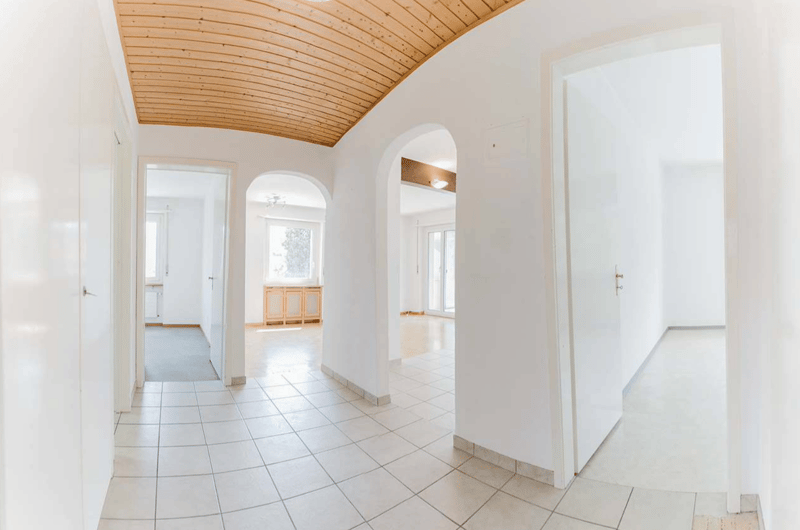 Helle 3.5-Zimmerwohnung mit Balkon und schöner Aussicht in Port (3)