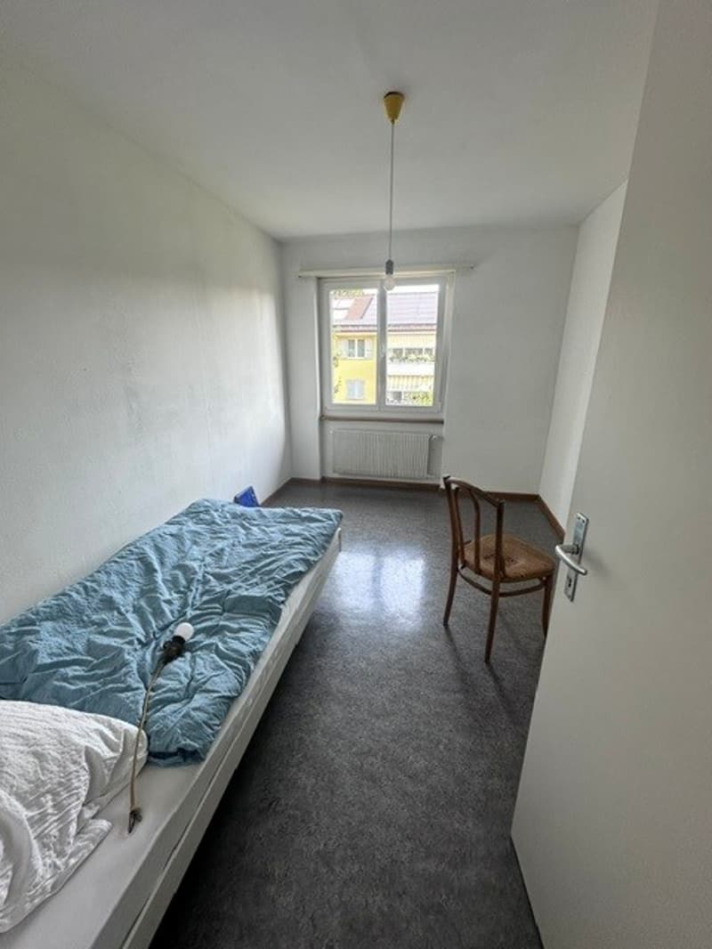 Charmante 4-Zimmer-Wohnung mit Balkon in ruhiger Lage in Köniz (9)