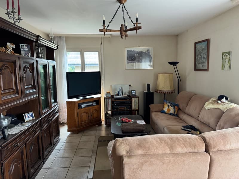 Appartement de 3,5 pièces avec balcon à Ollon (4)