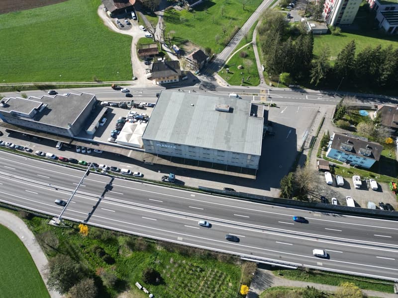 Vielseitig nutzbares Lager- und Gewerbegebäude zur Zwischennutzung in Muri (BE) (6)