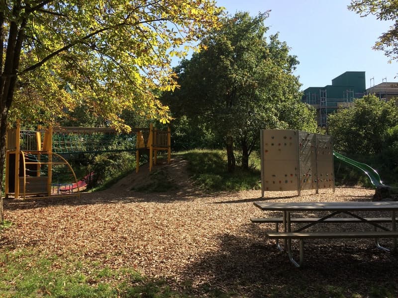 3.5-Zimmerwohnung mit gedecktem Gartensitzplatz (9)