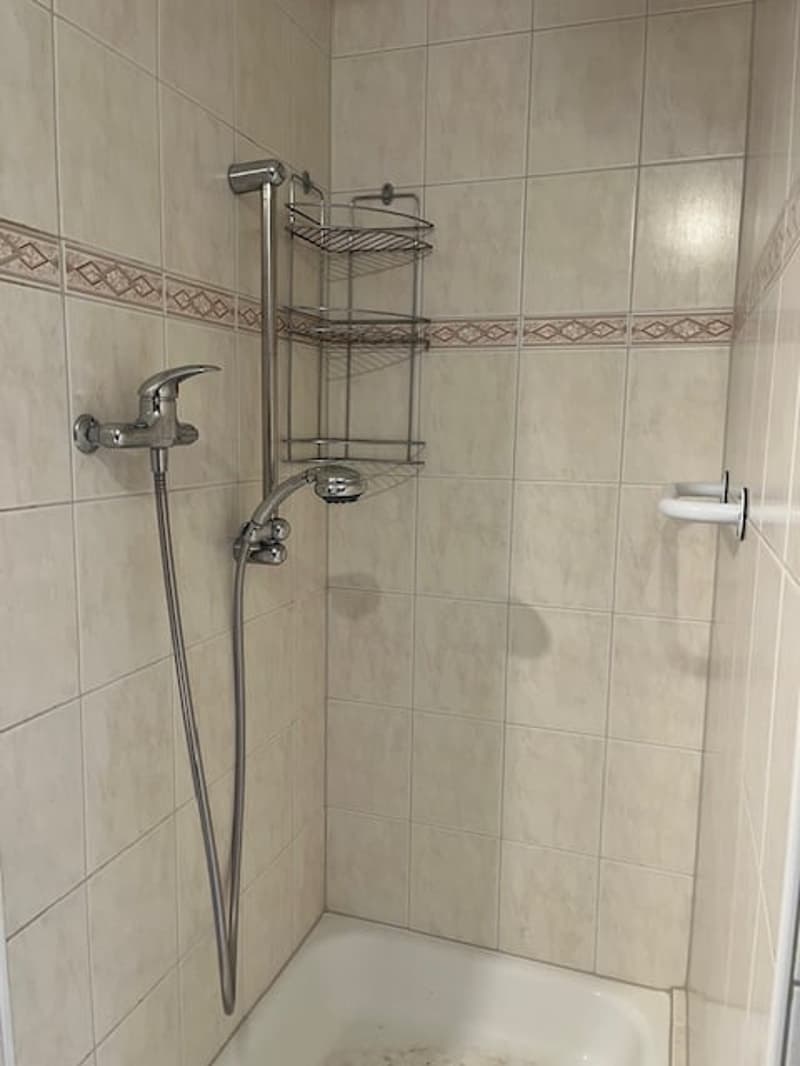 Dusche OG